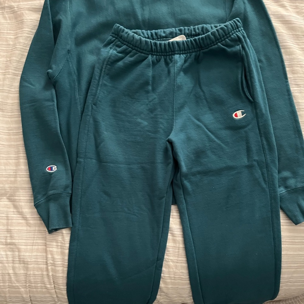 COPY - Women’s Champion Reverse Weave Boyfriend Sweatpants, teal blue, size S